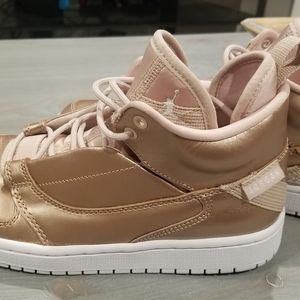 Nike Jordan Fadeaway SE, Size 6